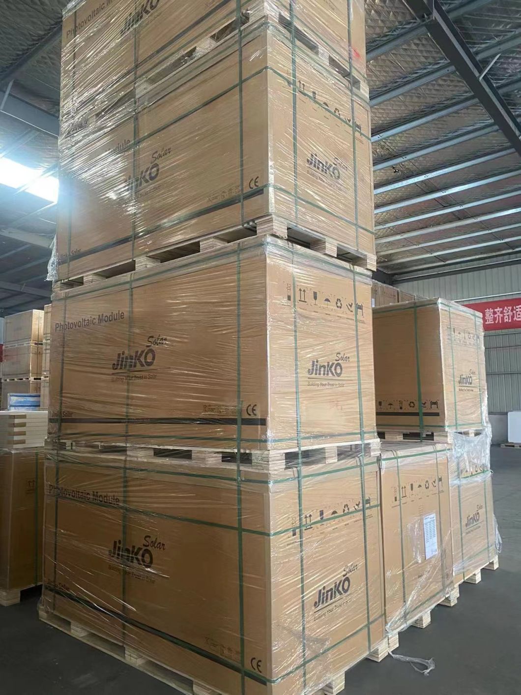 Trina 250/255/260/300W Most Popular Mono High Efficiency Solar Panel EU Warehouse Small Size Home Use Average Price