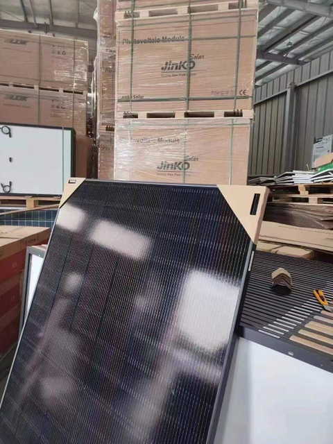 Tier 1 Jinko 400W All Black A Grade Half Cut 410watt 415W 420W Solar Panel