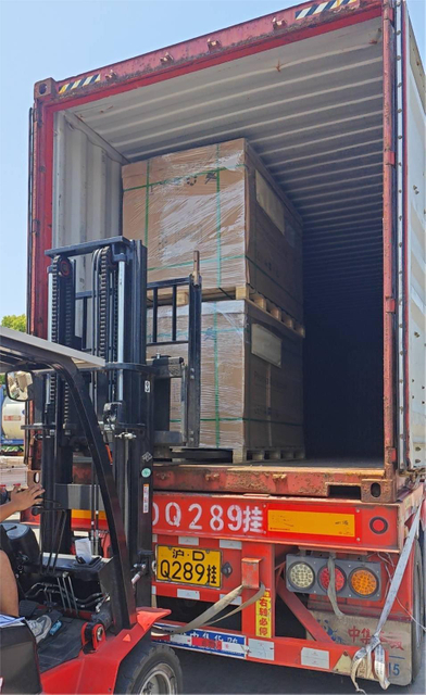 China Dmegc A Grade 580W 590W Solar Panels for Solar Energy System