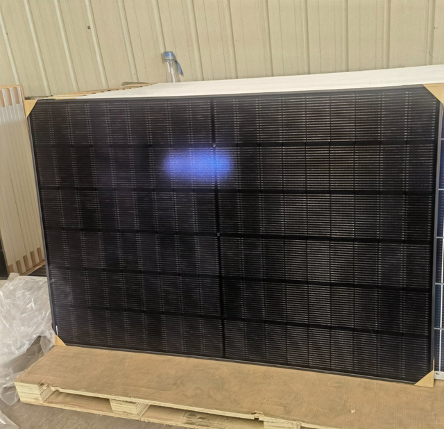 Longi 370W Half Cell All Black Solar Panel 355W 360W 365W 370W 375W for Solar System