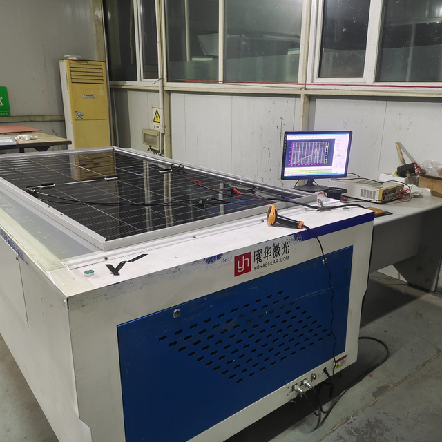 Monocrystalline Silicon Cheap China OEM Single-Sided Half-Chip 50W 60W 80W 19% Conversion Efficiency Solar Panels