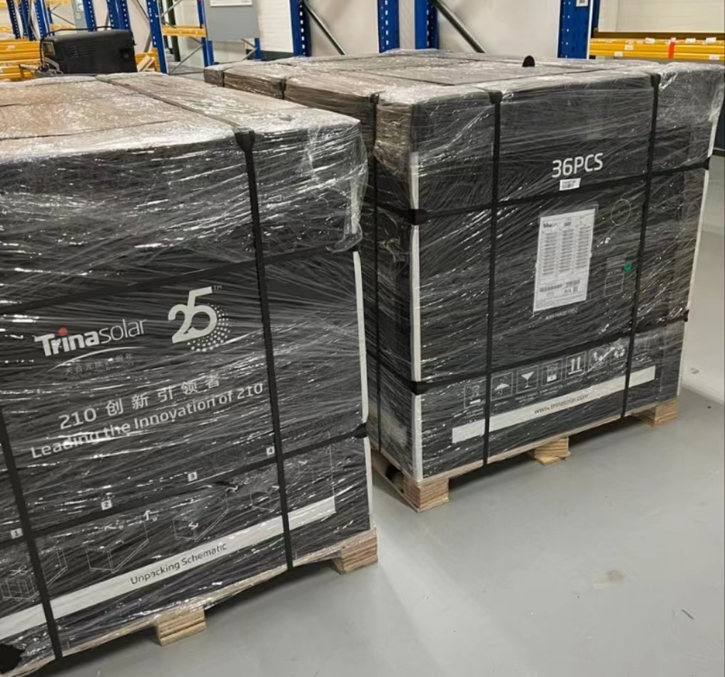 Trina Solar Panels 410W/420W High Power Photovoltaic Solar Panel Mono for Power Station