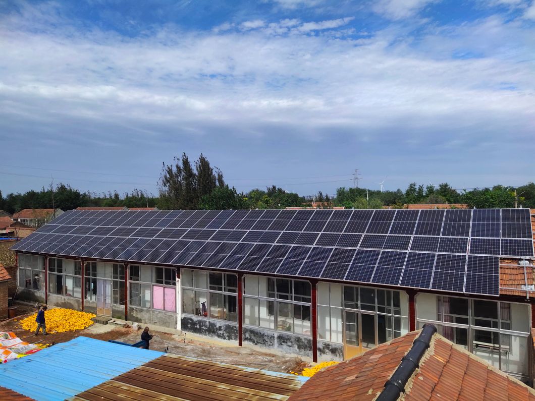 Ja Bifacial Mono Half Cell Double Glass Module 540W545W550W555W560W565W Solar Panel