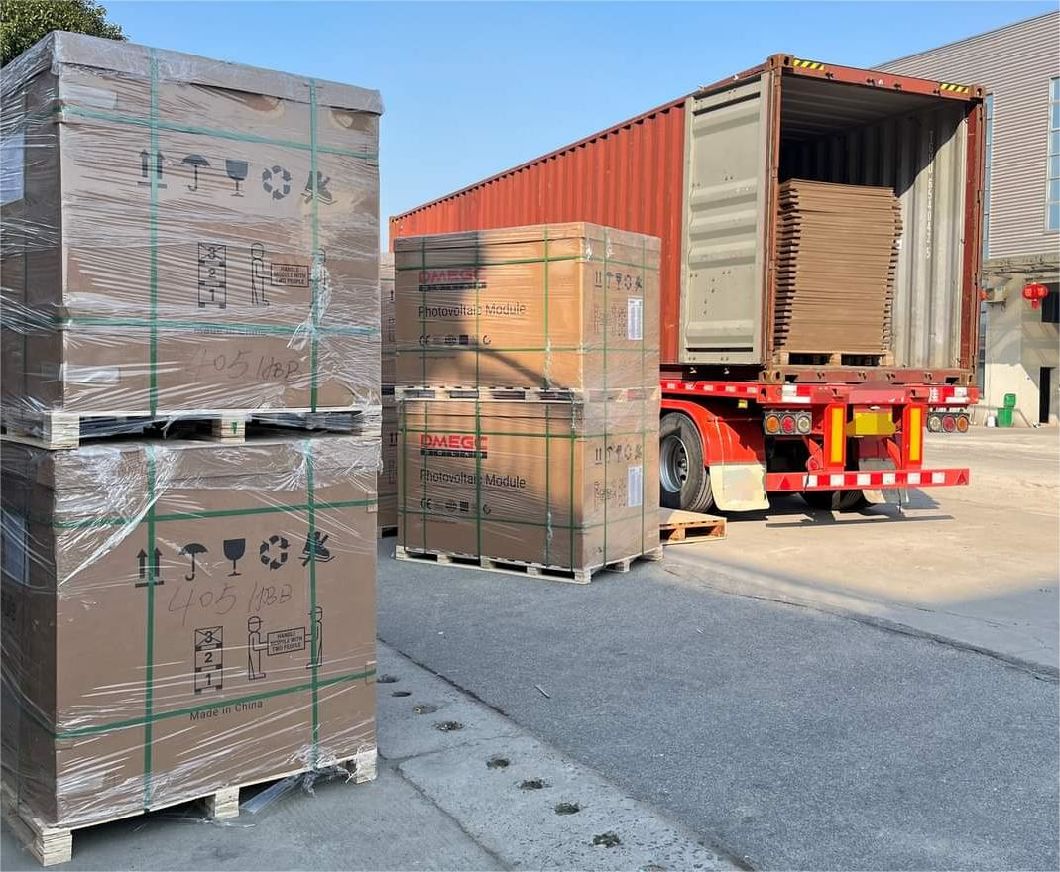 Rotterdam Warehouse Tier 1 Dmegc Longi Canadian 450W 455W 460W Solar Panels for Solar Energy System